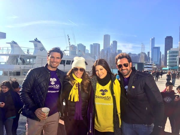 Gabriel Soto: "Listos en #Chicago! @TeletonUSA @juliangil @barbara_bermudo @AnaPatriciaTV @Univision #MomentoDeActuar #TeletonUSA".