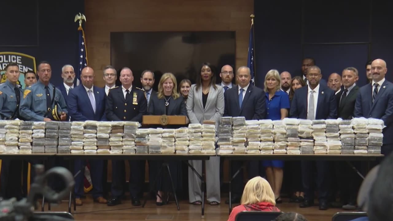 Incautan 580 libras de cocaína en Queens valoradas en $10 millones: la mayor confiscación en 20 años