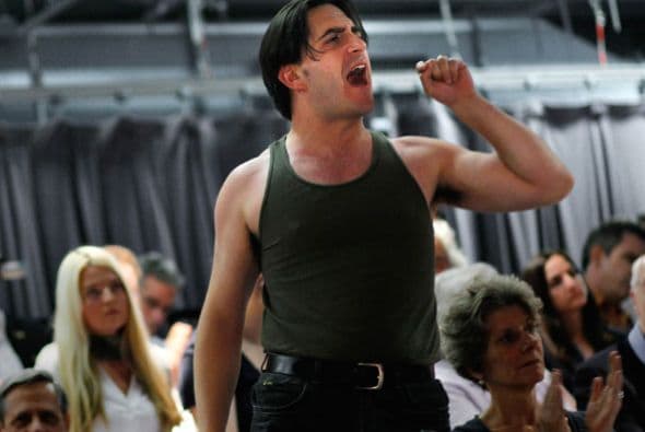 Los adversarios cuestionan el proyecto porque dicen que insultaría la memoria de las víctimas del 11 de septiembre.