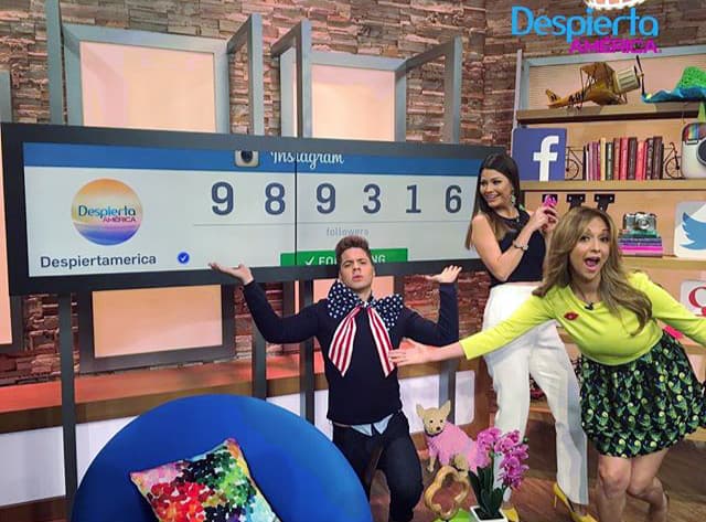 ¡Gracias por seguirnos en Redes Sociales! Casi llegamos a 1 millón. (4 de marzo, 2016)