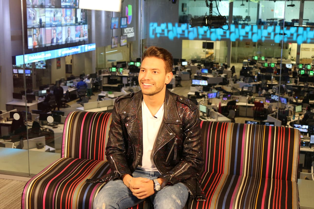 Desfile de estrellas por nuestros estudios antes de Premio lo Nuestro