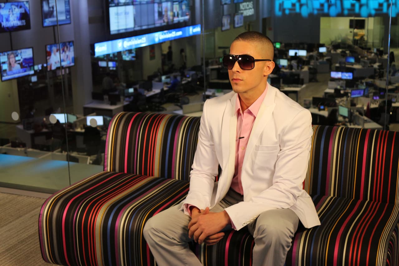 Desfile de estrellas por nuestros estudios antes de Premio lo Nuestro