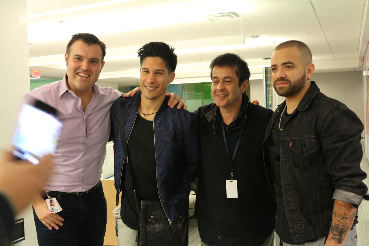 Desfile de estrellas por nuestros estudios antes de Premio lo Nuestro