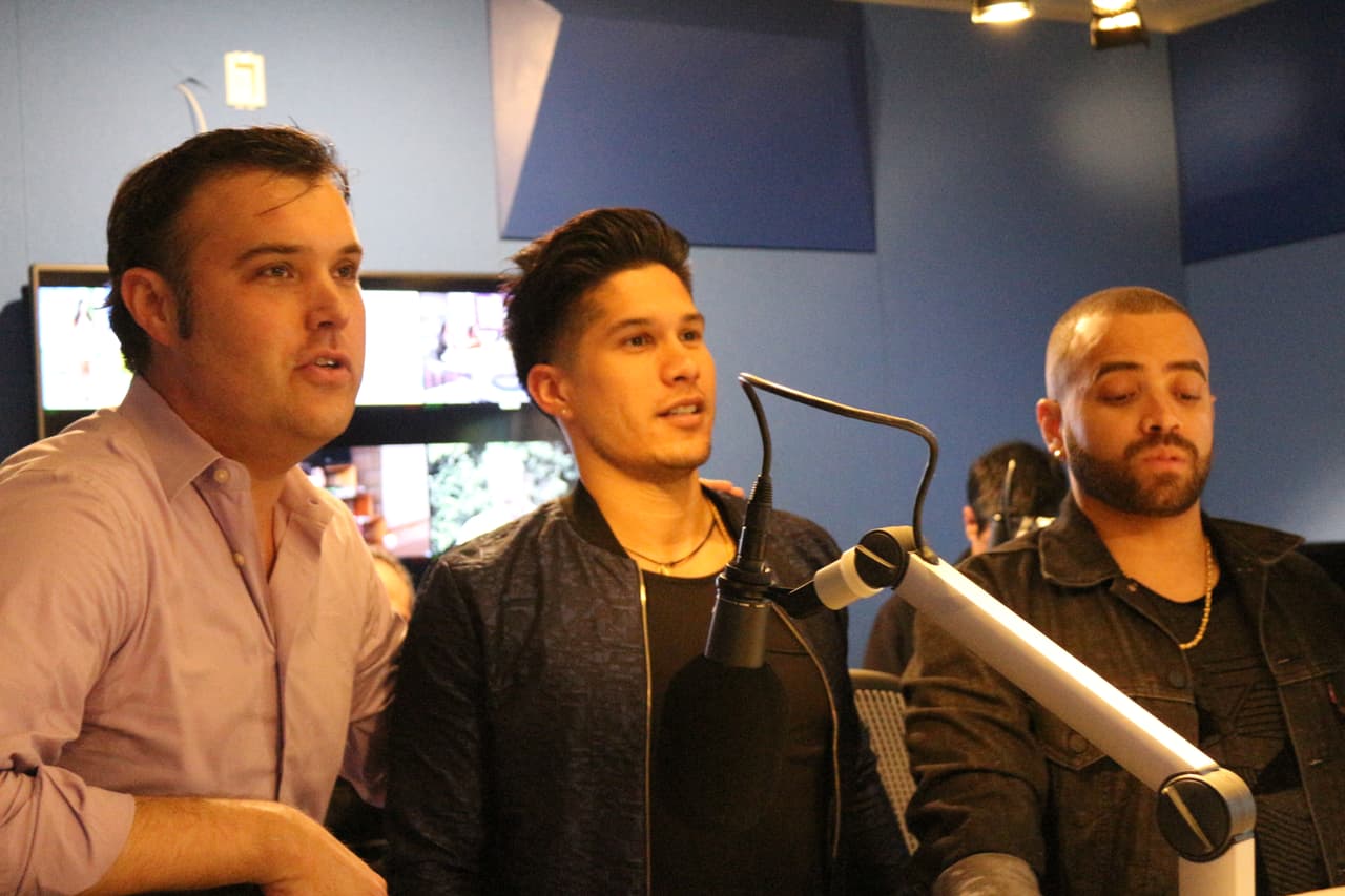 Desfile de estrellas por nuestros estudios antes de Premio lo Nuestro