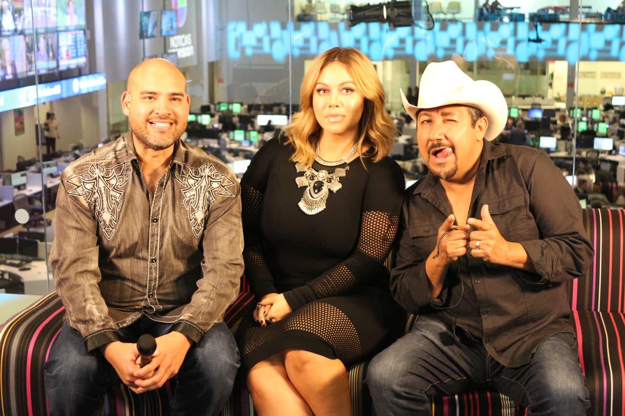Desfile de estrellas por nuestros estudios antes de Premio lo Nuestro