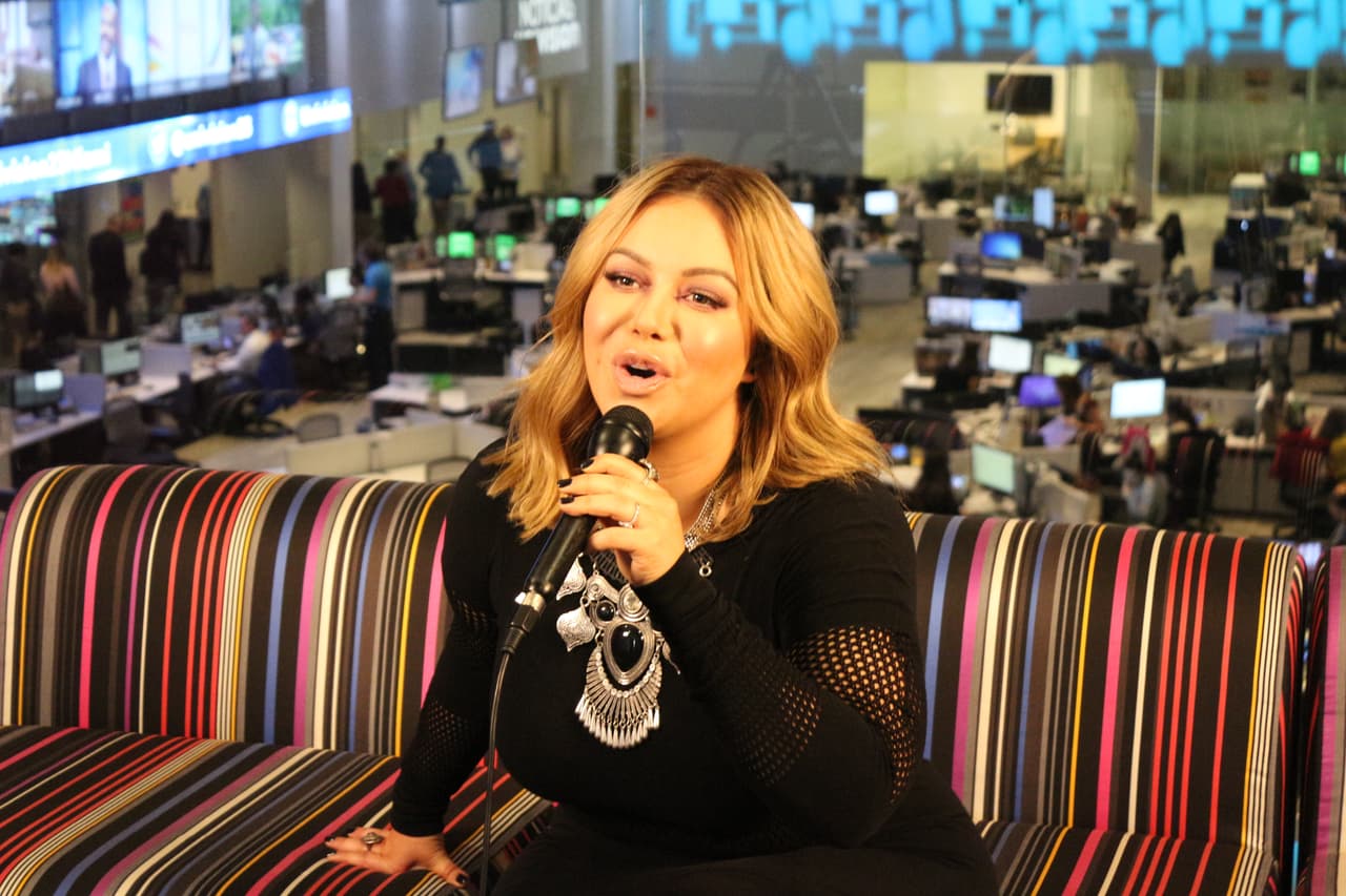 Desfile de estrellas por nuestros estudios antes de Premio lo Nuestro