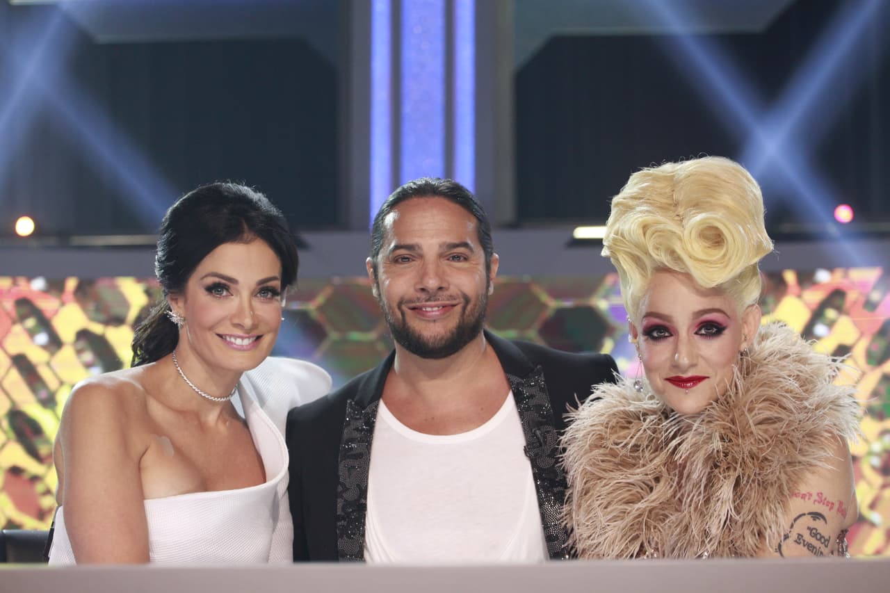 Dayanara Torres, Joaquín Cortés y Lola Cortés estaban listos para disfrutar la gran final.