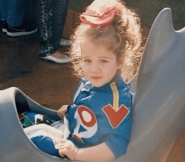 Khloé Kardashian es la tercera hija del matrimonio que conformaron Kris Jenner y Robert Kardashian.