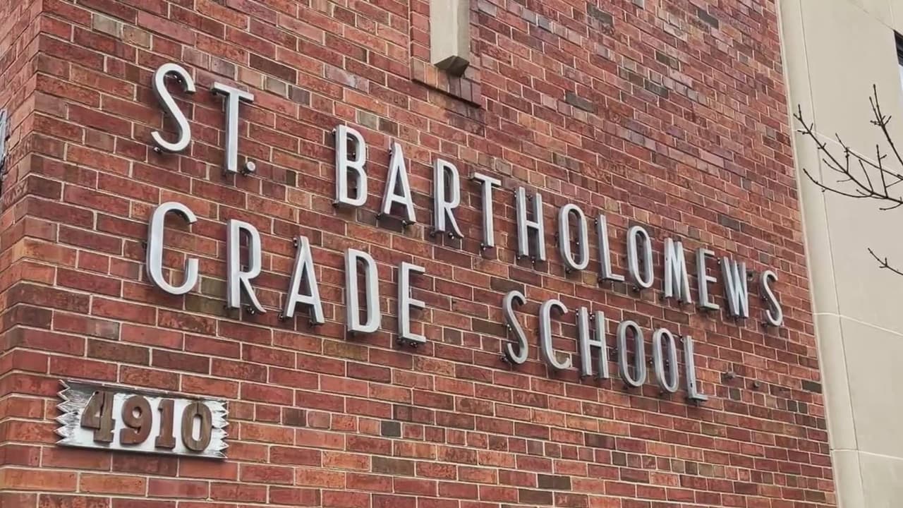 Otra escuela de Chicago será usada como refugio para migrantes: Le decimos cuál y a partir de cuándo