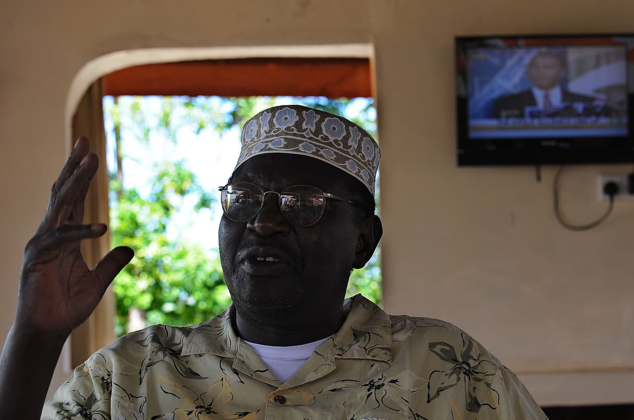 <b>Malik Obama, invitado de Donald Trump</b>. Medio hermano del presidente Barack Obama, proveniente de Kenia.