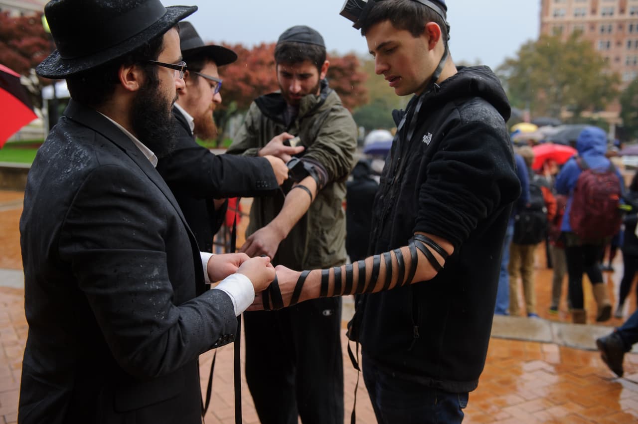 "Presidente, usted no es bienvenido en Pittsburgh": la carta de líderes judíos que han firmado más de 40,000 personas