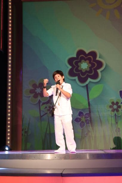 Este pequeño colombiano lo dejó todo sobre el escenario.