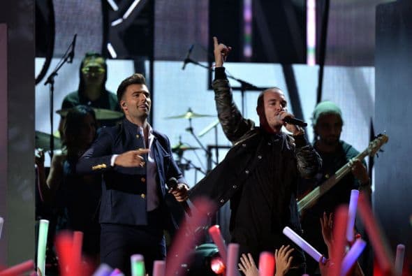 Ambos lucieron soberbios en esta gran fiesta, Premios Juventud.