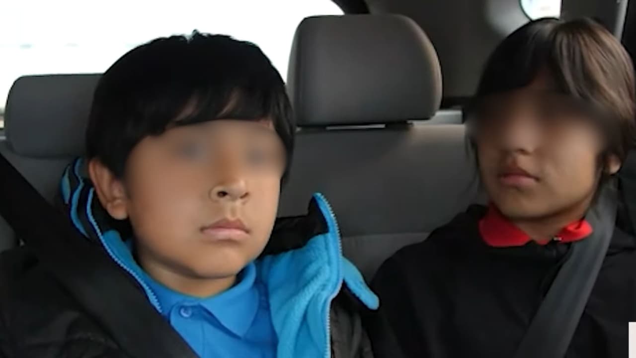 “Escapar de la migra”: el juego que niños inventaron en el centro de ICE en Dilley