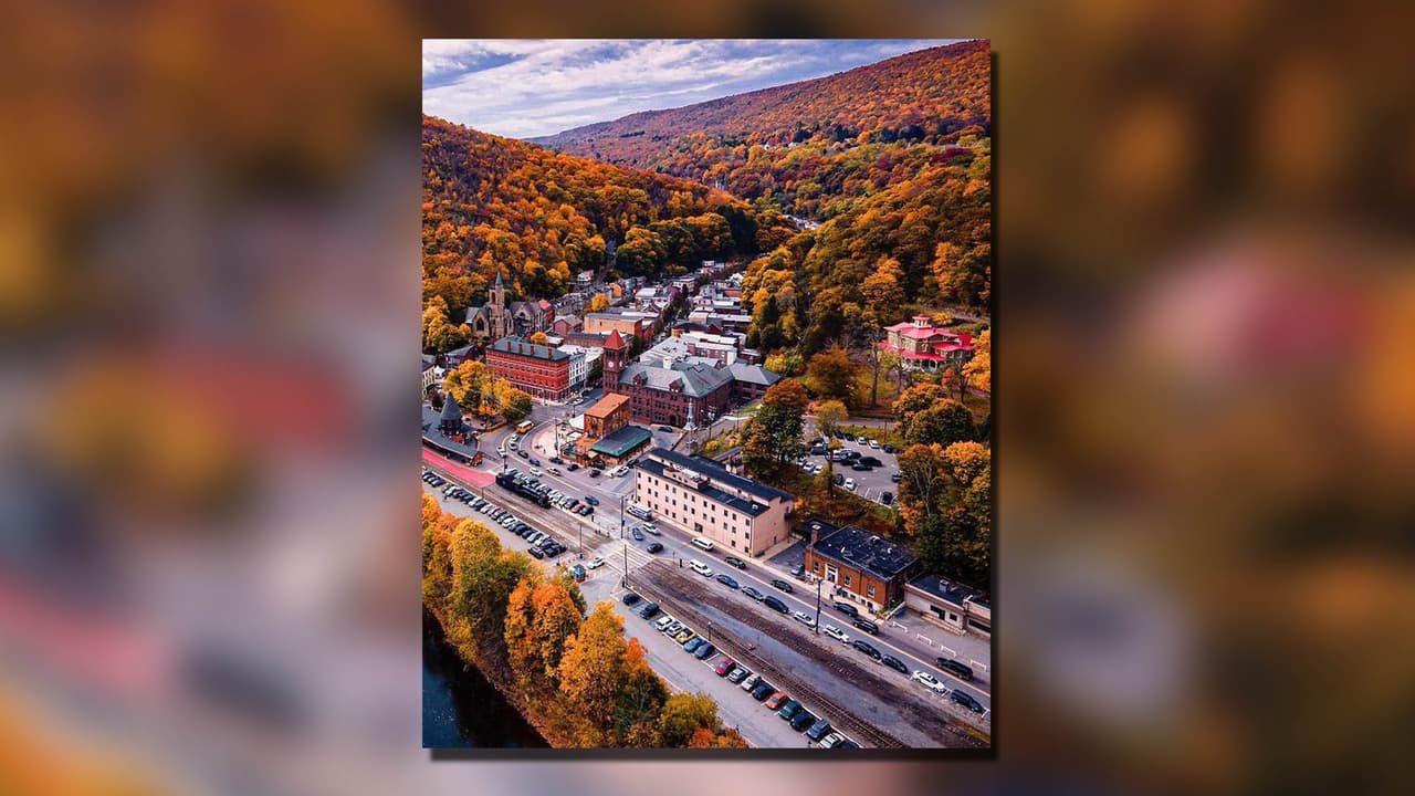 Jim Thorpe ofrece tanto el encanto de un pueblo europeo como la emoción de un destino de deportes de montaña. Esta histórica ciudad es una de las 
<b>grandes joyas de las montañas Pocono</b>.