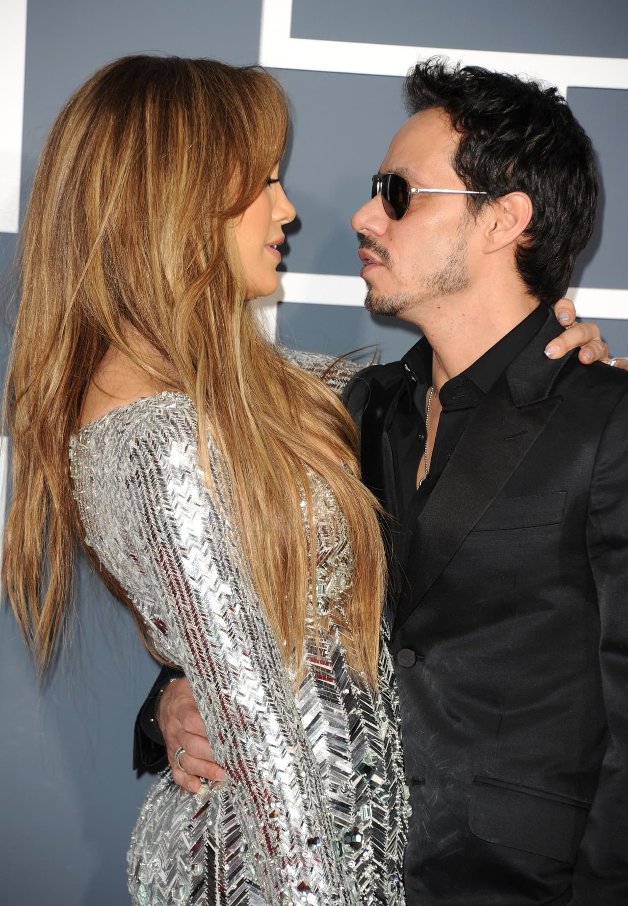 Es ese amor que se tuvieron lo que lleva a especular el viejo refrán "Donde hubo fuego, cenizas quedan".