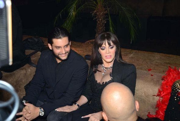 Con él procreó a su único hijo, quien también se dedica a la producción de contenidos. ¿Cuál pareja te gusta más?