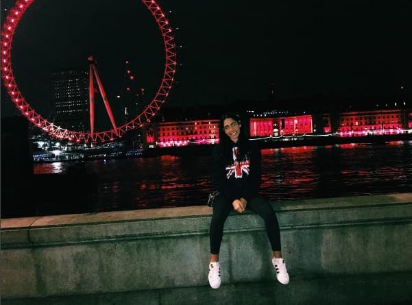 Una de las atracciones turística más populares de Inglaterra, el Ojo de Londres en la noche.