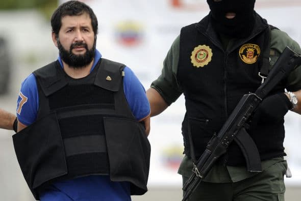 "El Loco" Barrera, de 43 años, fue capturado mientras hacía una llamada telefónica en una cabina el pasado 18 de septiembre en el fronterizo estado Táchira, en el noroeste de Venezuela, donde se había refugiado para escapar de la persecución en Colombia.