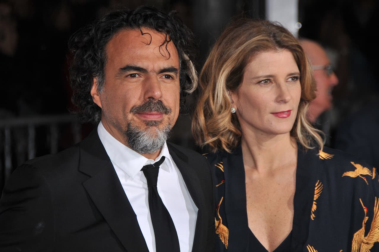 El mexicano llegó al recinto acompañada de su guapa esposa María Eladia Hagerman.