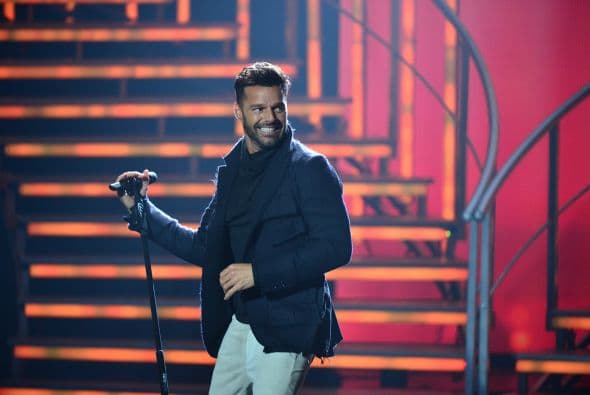 Quien deleitará a todas no sólo con su porte y personalidad, sino con esa extraordinaria voz que tanto gusta.