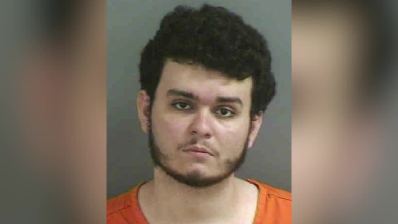 Arrestan a un joven por cambiar el registro electoral del gobernador de Florida