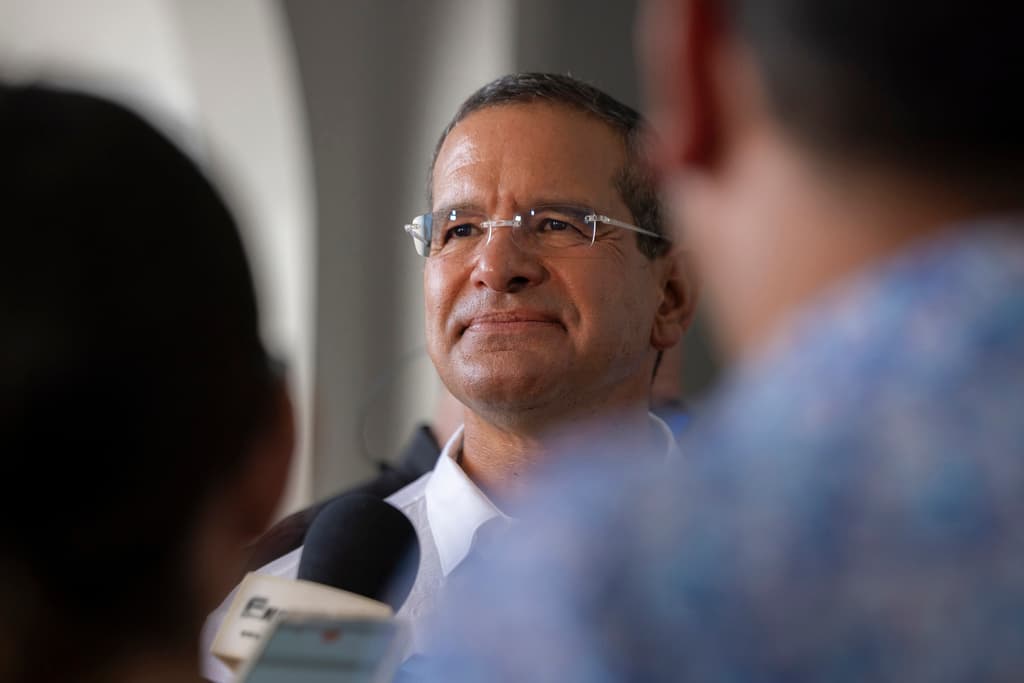 El gobernador de Puerto Rico, Pedro Pierluisi, reaccionó este domingo a la derrota que le impedirá buscar la reelección. "Me duele y me duele mucho lo que ha ocurrido y no lo esperaba", confesó el líder del Partido Nuevo Progresista (PNP).