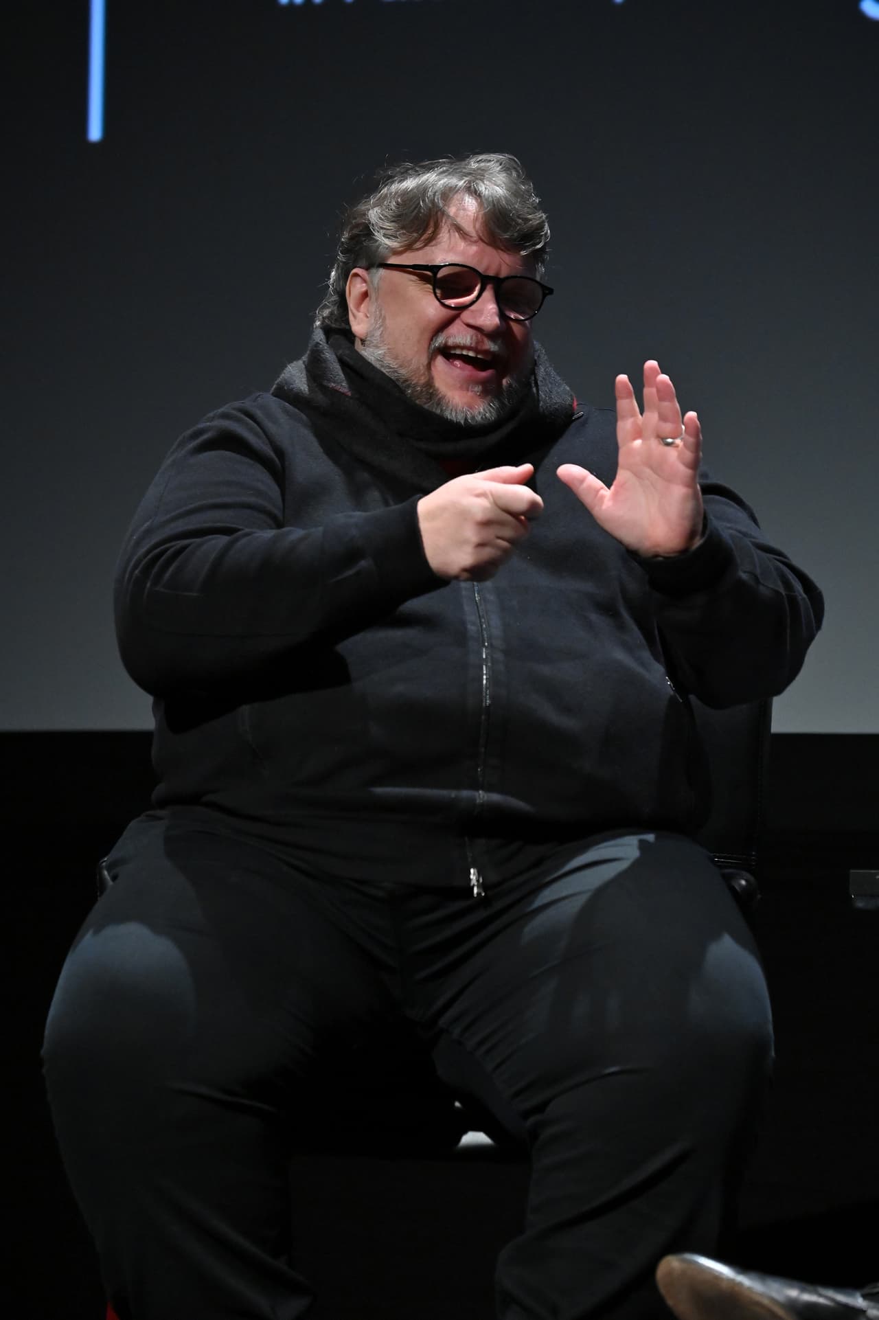 Y Guillermo del Toro salió al rescate del equipo mexicano con una excelente noticia para los estudiantes.