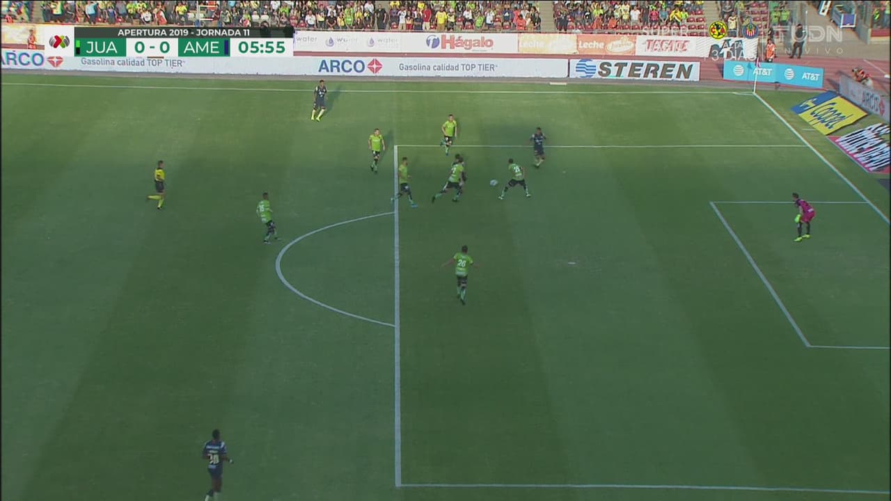 ¡Cuando anota, se lo anulan! Giovani anota, pero estaba adelantado