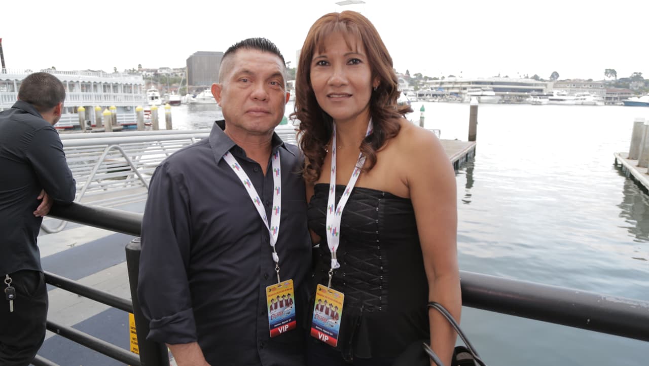 Raúl 'El Pelón', Carla Medrano y El Feo premiaron a sus oyentes con una noche inolvidable al lado de Calibre 50 en un bote privado.