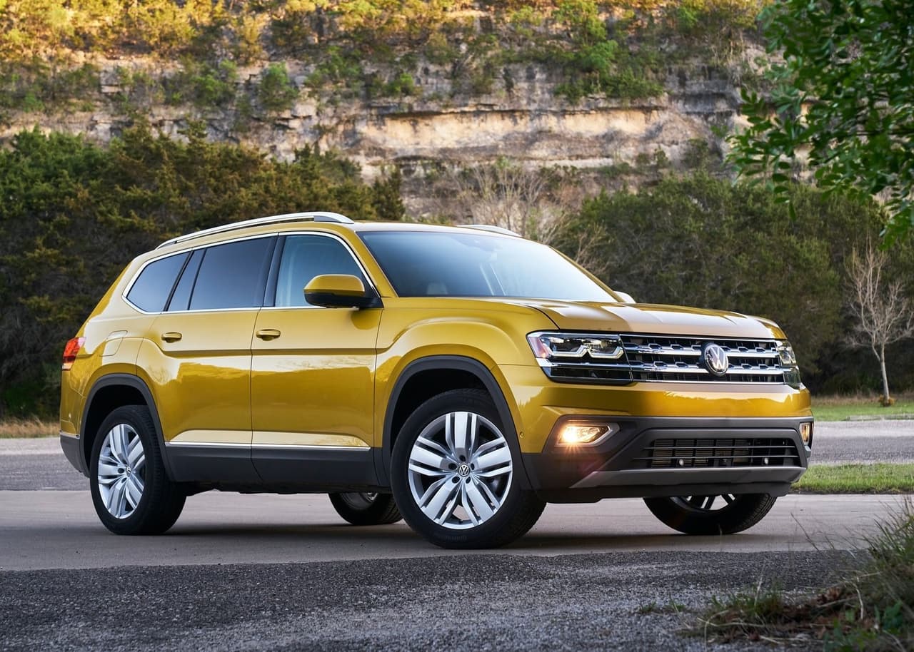 <h3 class="cms-H3-H3"><b>Volkswagen Atlas</b></h3>
<br>
<br>
<b>Puntuación: </b>19/100
<br>
<br>Según Consumer Reports, los dueños de la 
<b>Volkswagen Atlas</b> reportaron problemas con el sistema de emisiones / combustible, el sistema de escape, el sistema climático y problemas menores en el motor.
<br>