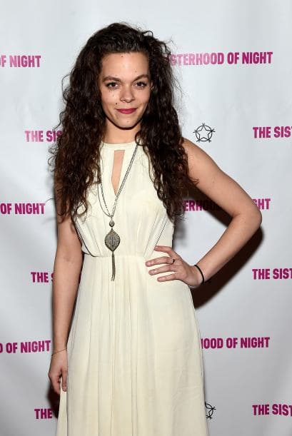 ‘Halter’. Primo hermano del escote en V, este modelo añade ‘sex appeal’ y destaca la silueta.