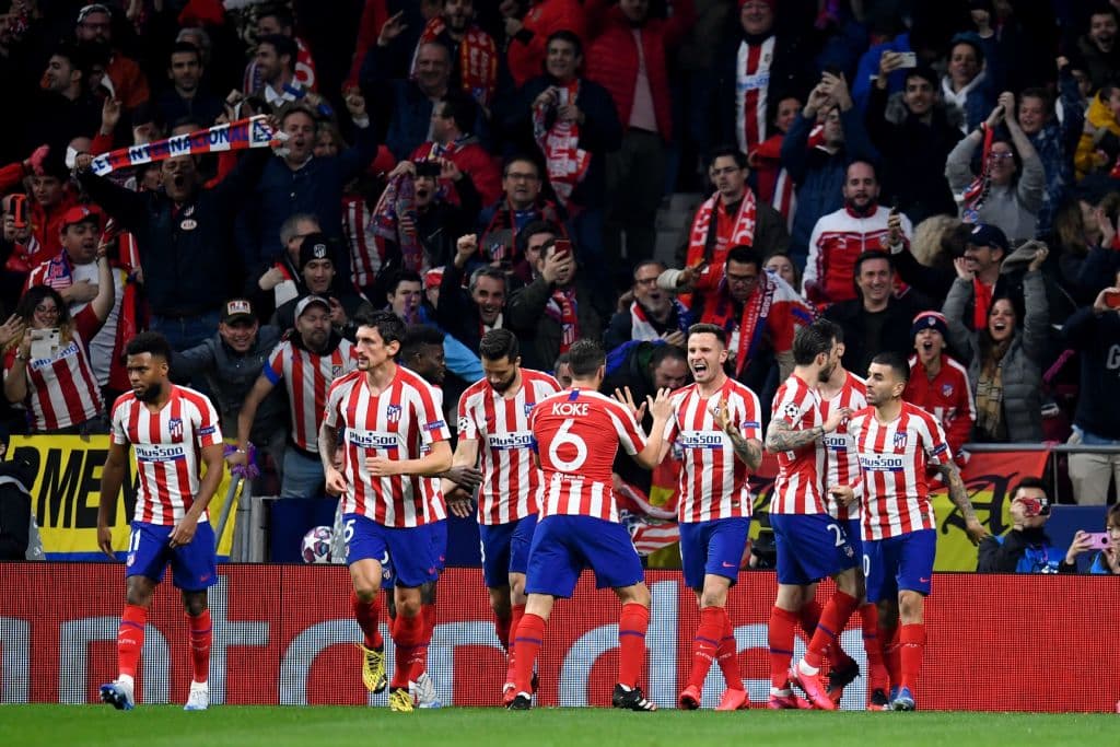 El Atlético de Madrid vence al campeón de Europa, Liverpool, 1-0 con un tanto de Saúl Ñíguez en la ida de los octavos de final.