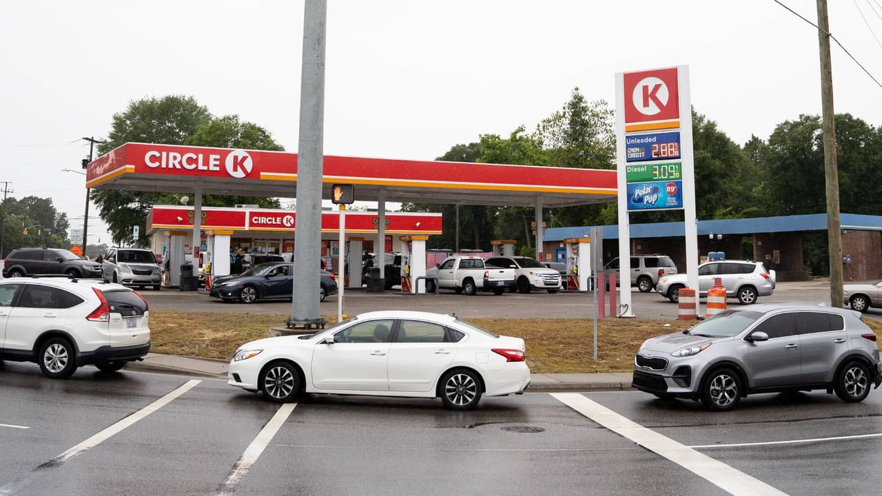 Día de la gasolina: cómo y dónde puedes encontrar combustible más barato este 21 de noviembre