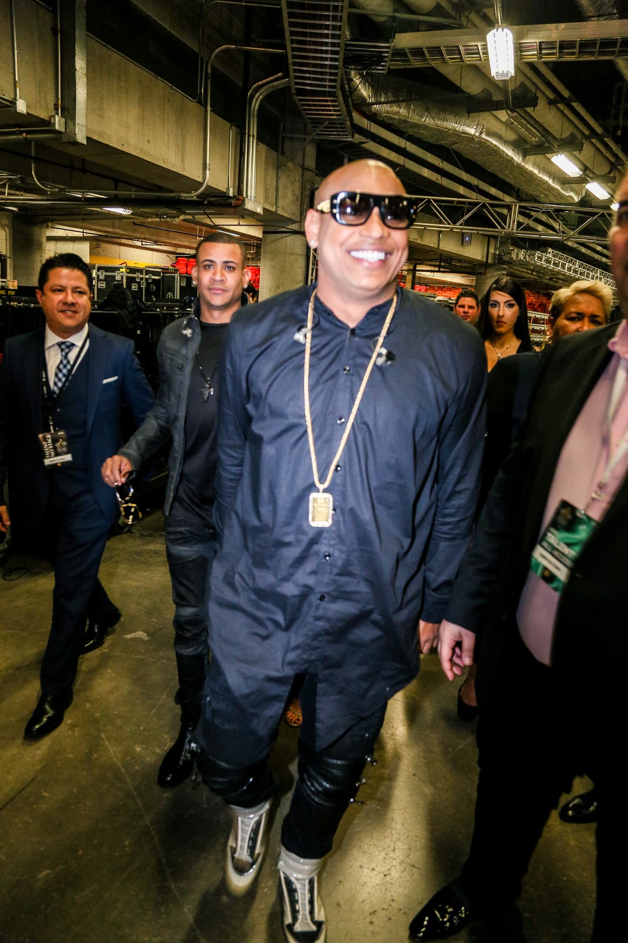 Una cosa fue lo que viste en televisión y otra lo que te perdiste. Pero, relax! Nuestro lente te trae el detrás de cámaras de la esta entrega de Premio Lo Nuestro.