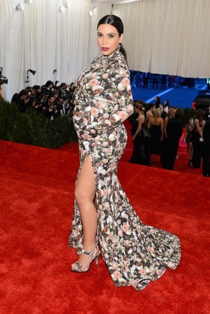 Uno de sus vestidos más criticados fue el que usó para la Met Gala 2013.Mira aquí los videos más chismosos.