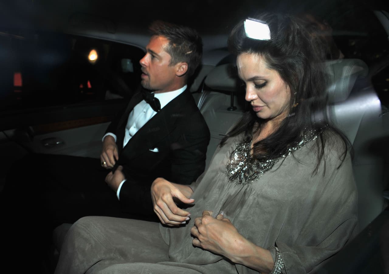 Angelina Jolie pregnant