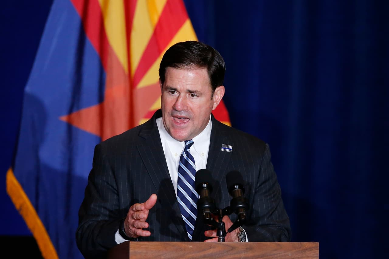 Gobernador Doug Ducey finalmente reconoce que Joe Biden es el ganador de las elecciones en Arizona
