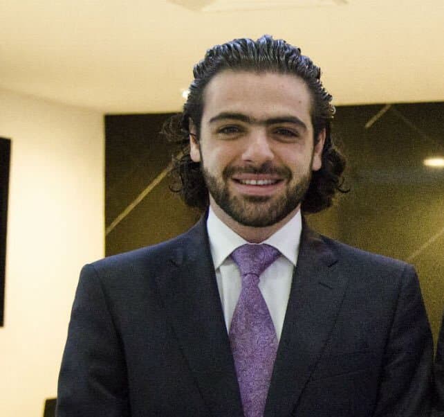 Del actor no se sabe nada, sólo que se retiró de las telenovelas y que ahora es todo un profesionista. ¿Crees que pudo haber sido todo un galán de televisión?