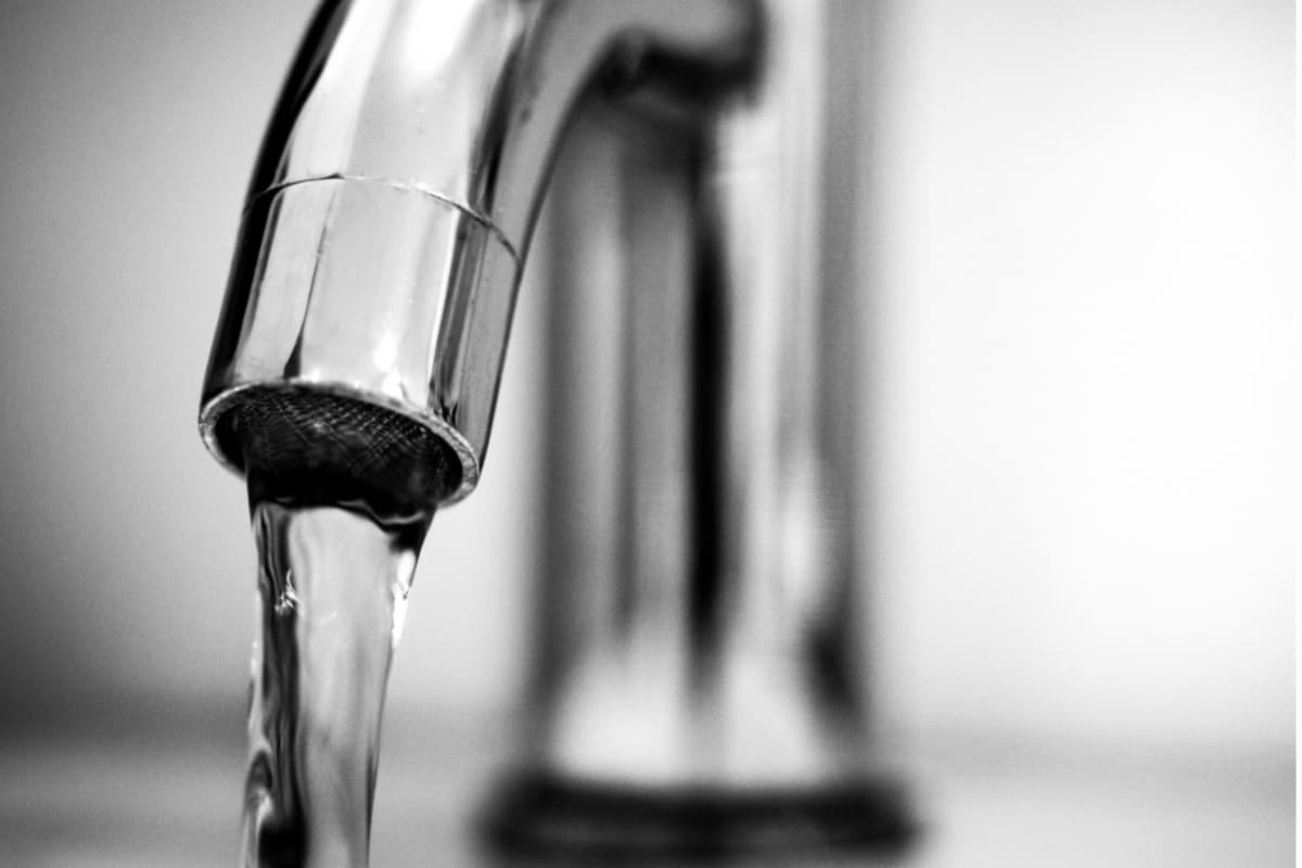 Cambios en el olor y sabor del agua en Raleigh: autoridades recuerdan que es por limpieza de rutina