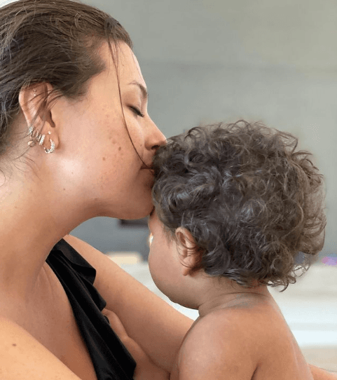 El 8 de enero de 2022 Graham se convirtió en mamá de mellizos y aunque no ha compartido una imagen de sus bebés, no dudamos que haga lo mismo que con Isaac Menelik Ervin.