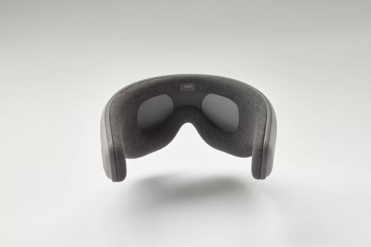 ¿Te cuesta conciliar el sueño? Este antifaz podría hacer que te duermas en 10 minutos