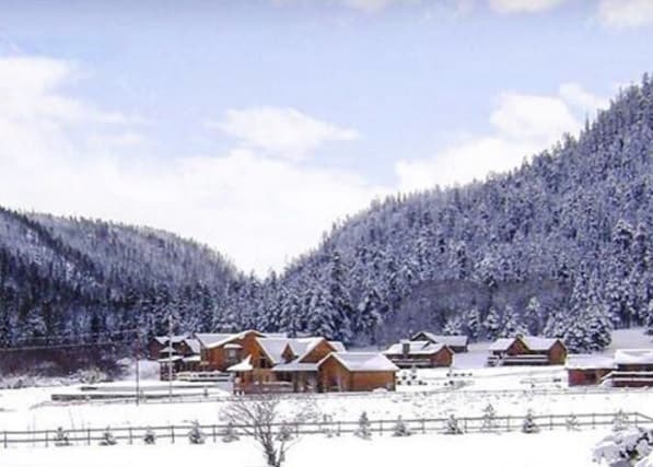 Las tormentas han dejado cubierto de nieve el norte de Arizona, desde Flagstaff hasta la zona de Monument Valley. Foto Instagram @greerlodge