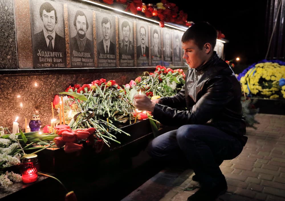Homenajean en Ucrania a las víctimas del desastre de Chernobyl