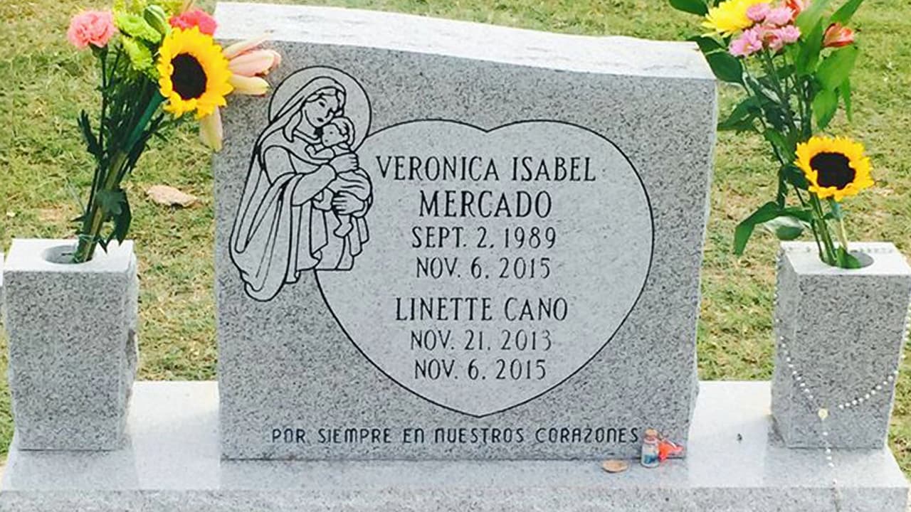 Familiares de Verónica Mercado y de su hijita Linnete Cano visitan sus tumbas en Houston y solo esperan que capturen a Jonatan Figueroa, el presento asesino, para que se haga justicia.