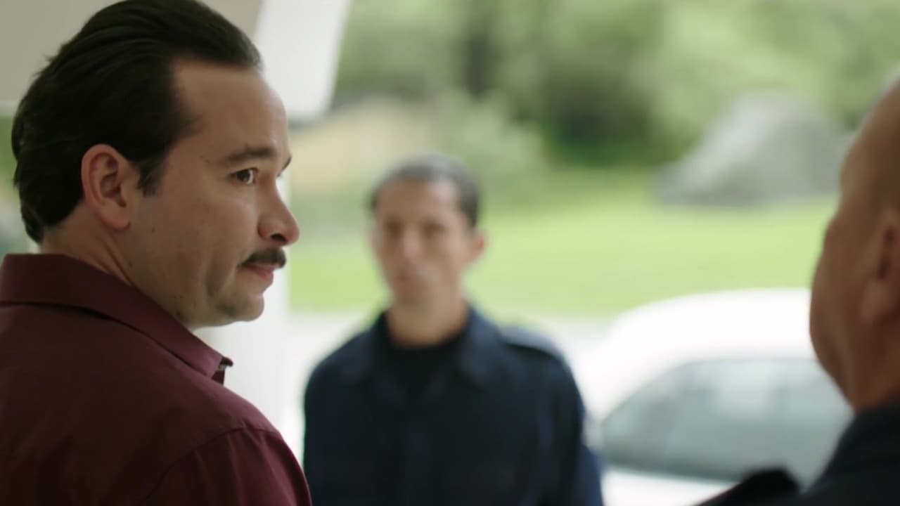 Mientras tanto, ‘El Chente’ ordenó reforzar las líneas de ataque y aceptó reclutar a hombres procedentes de una pandilla de Los Ángeles para hacer frente a los ataques de los sicarios de ‘El Chapo’ luego de perder su red de protección.