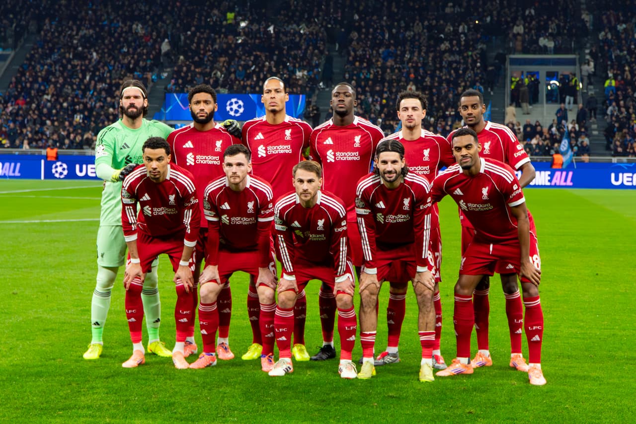 Jeff Bezos compra el 30 por ciento del Liverpool