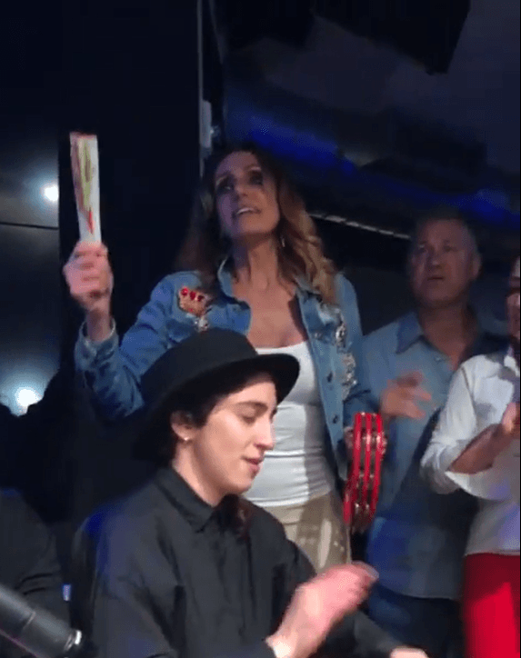 En su último cumpleaños, Lili se dejó seducir por la sandunga de Emily: "Esta campeona toca casi todos los instrumentos", dijo en aquella ocasión.