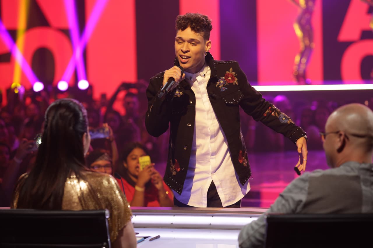 Garmandy intentó enamorar a Laura Pausini con su gran sabor.