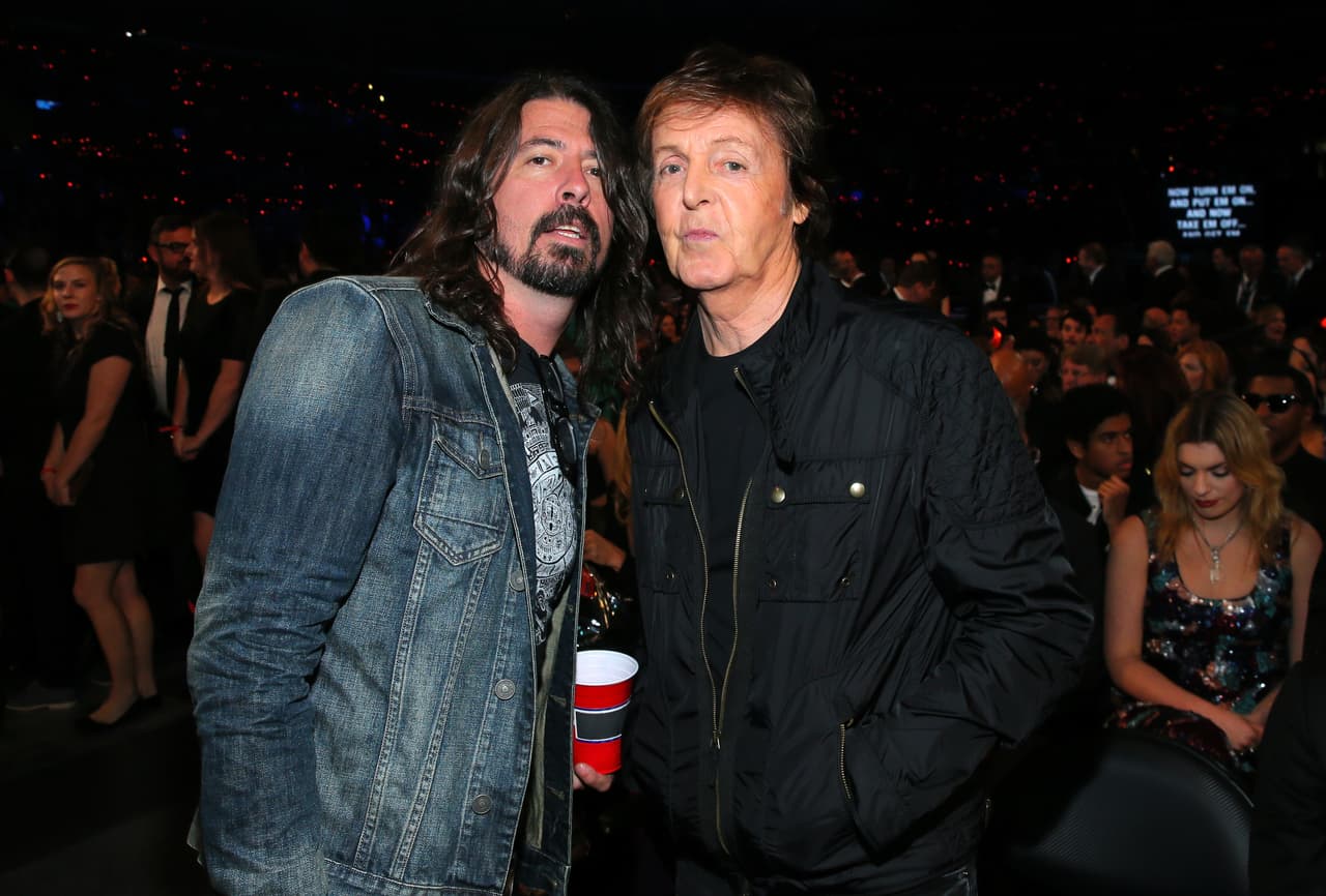 PAUL McCARTNEY PLAYS DRUMS ON NEW FOO FIGHTERS ALBUM